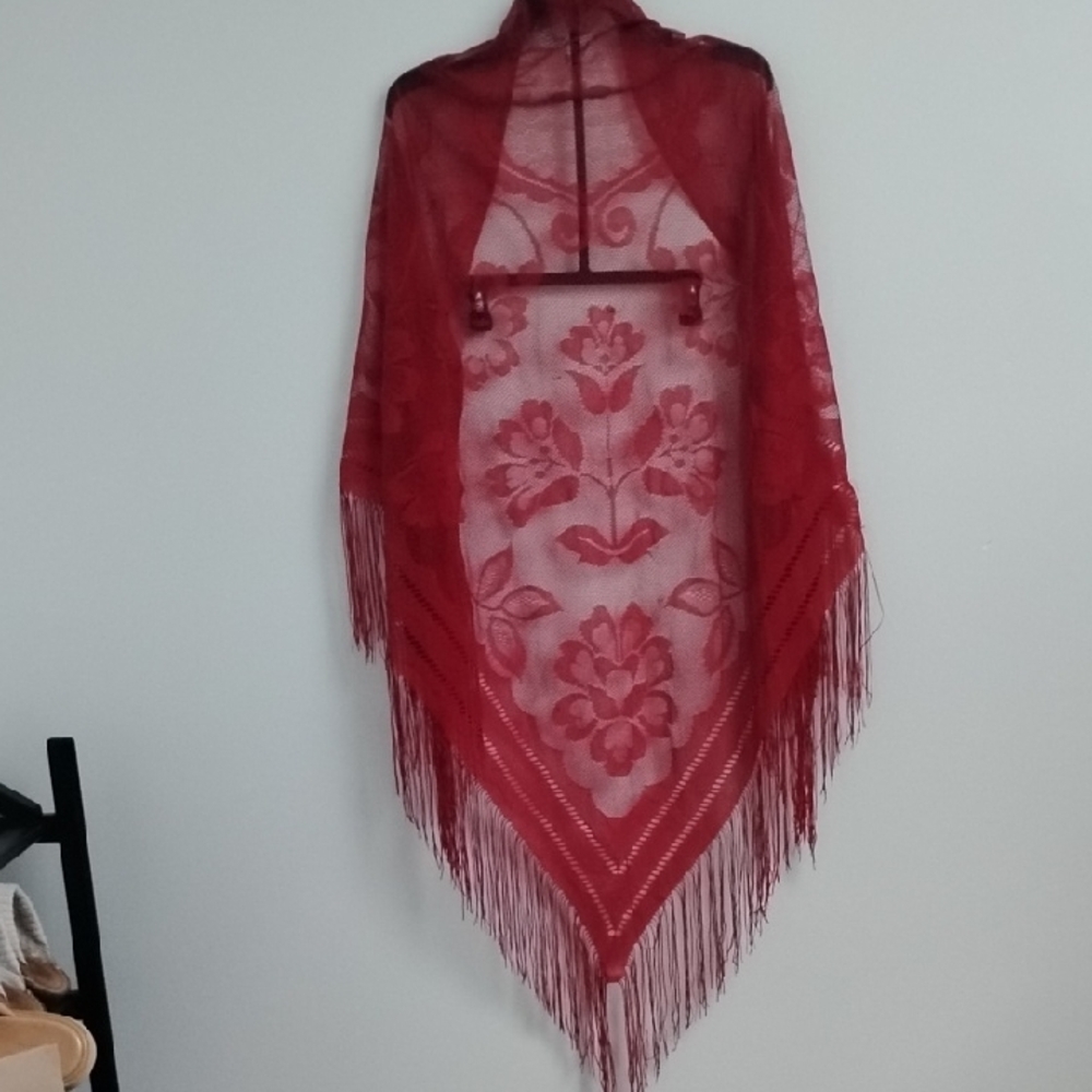 Vintage Elegant Romantic Boho Cottagecore Coquette Red Floral Lace Fringe Shawl